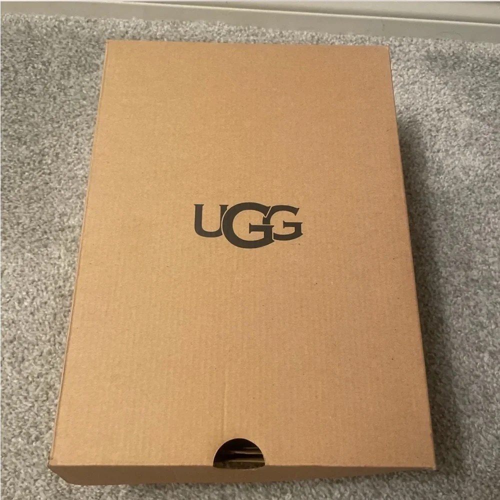 UGG fluff yeah gray - Picture 3 of 3